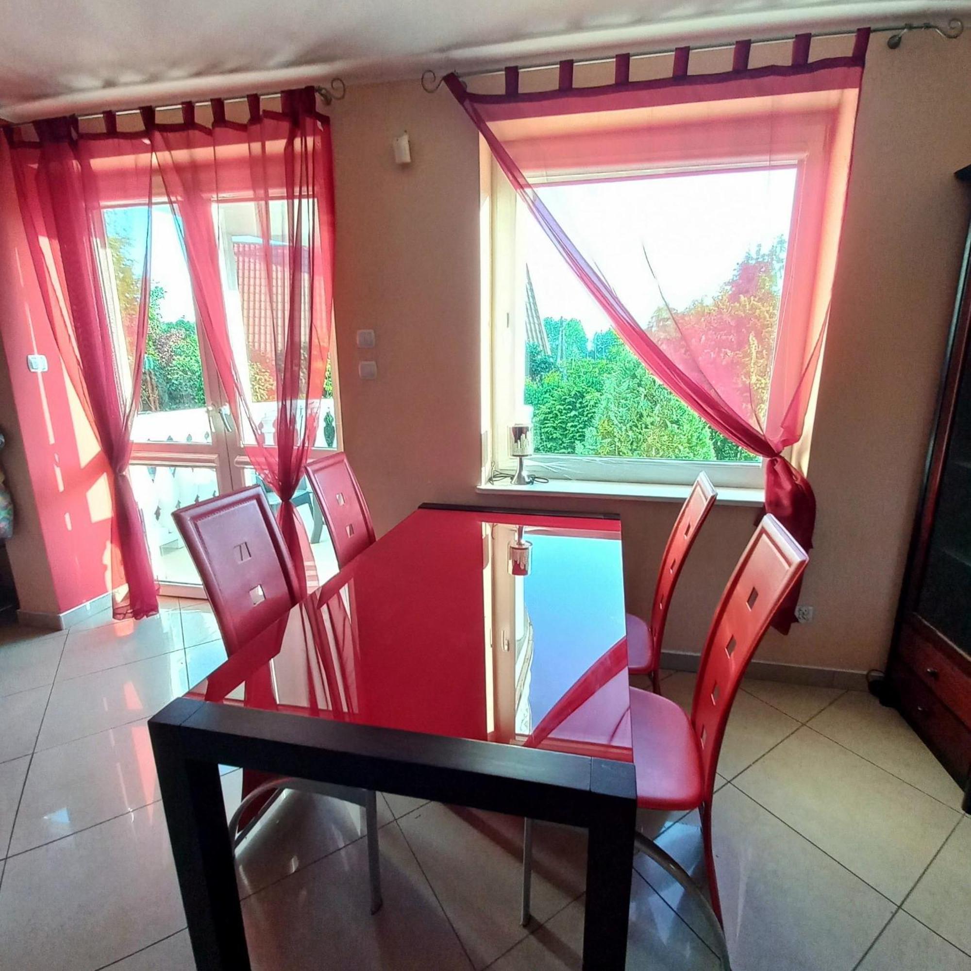 Apartamenty Junona Nad Morzem, W Domu Z Ogrodem, Obok Stegna I Jantar Junoszyno Экстерьер фото